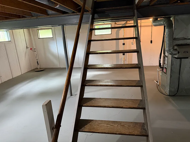 1293 Deblin Dr — Photo 12