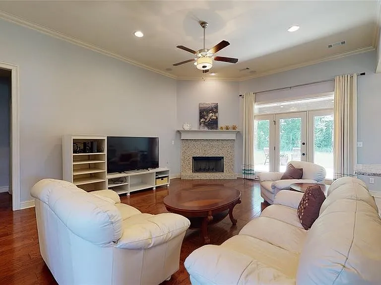 9131 Thetford Way — Photo 7
