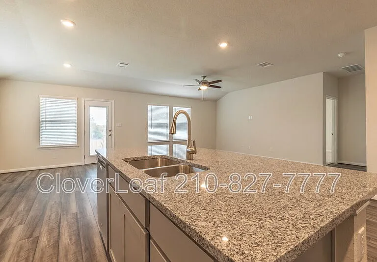 312 Shelton Pass — Photo 15