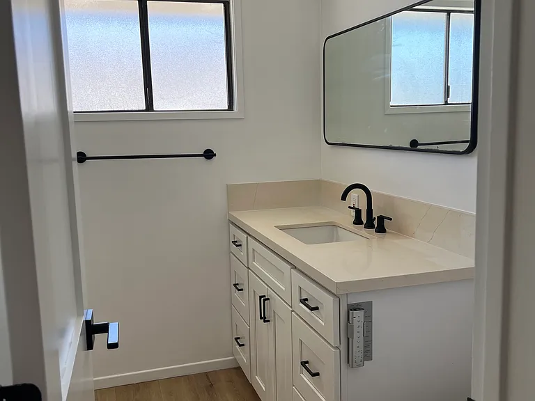 611 Ocean Ave #D — Photo 11