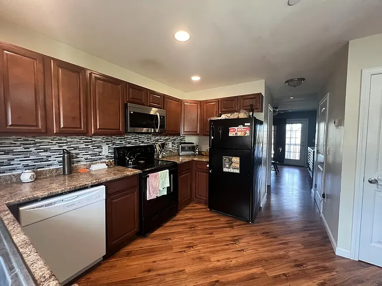 51 River Village Dr — Photo 8