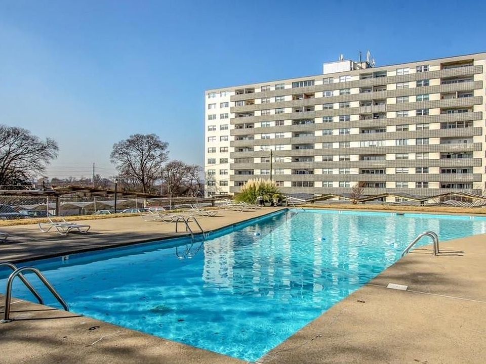 1st image of 3415 W End Ave APT 505