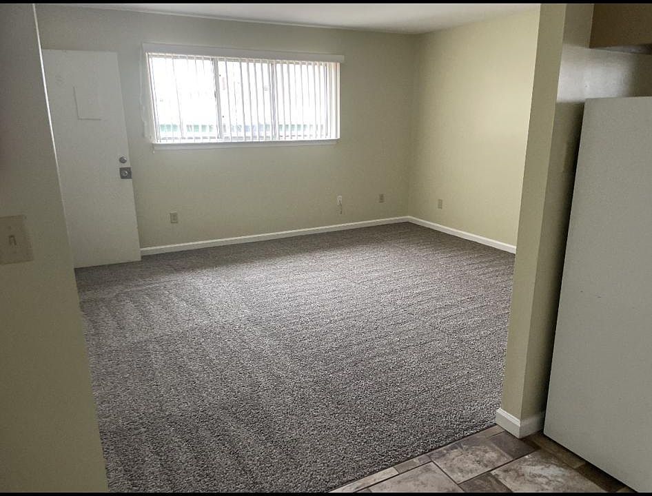 1st image of 1040 Ford Ave #4