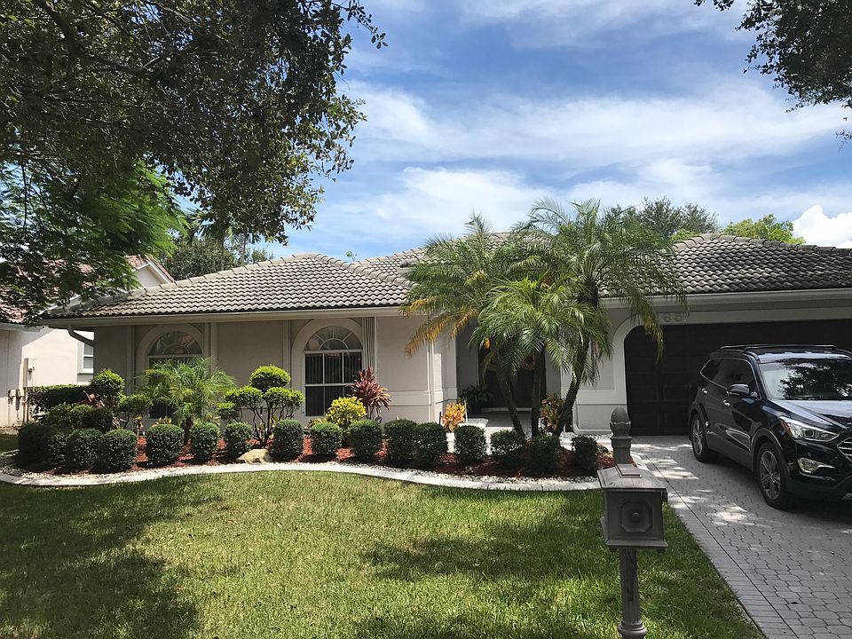 1st image of 4165 NW 65th Ave