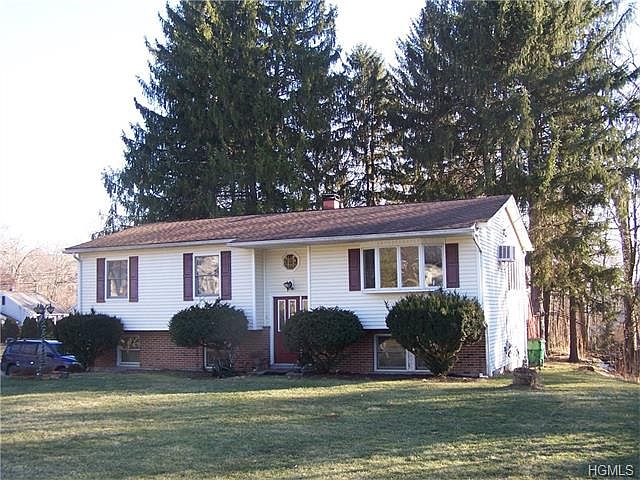 1st image of 1 Hollenbeck Dr
