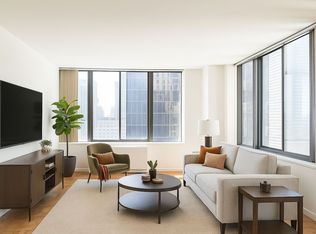 445 5th Ave #20A, New York, NY 10016