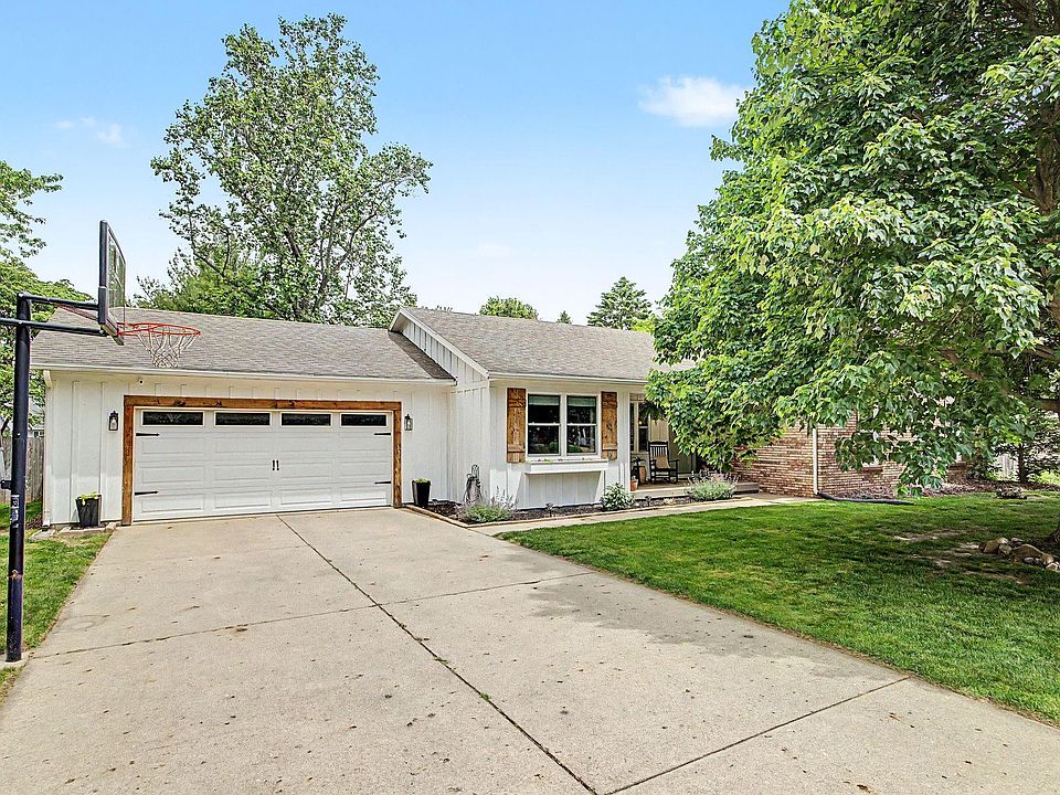 1st image of 4016 Willowood Dr