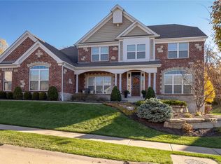 2618 Wynncrest Falls Dr, Chesterfield, MO 63005