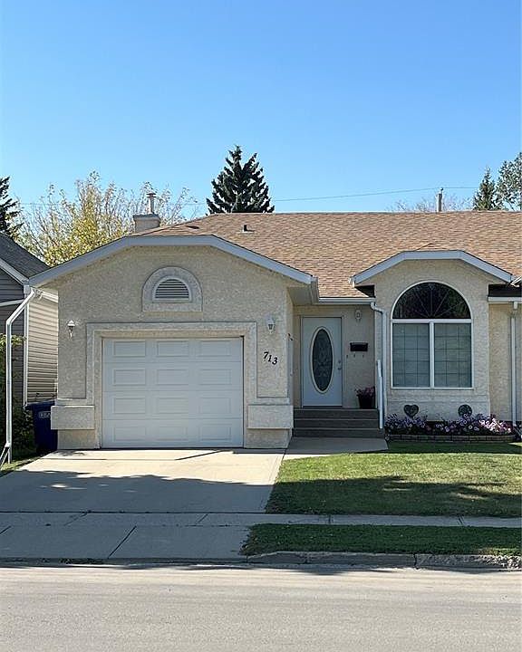 1st image of 713 9th St