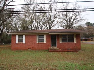 1918 Golden Rd, Tyler, TX 75701