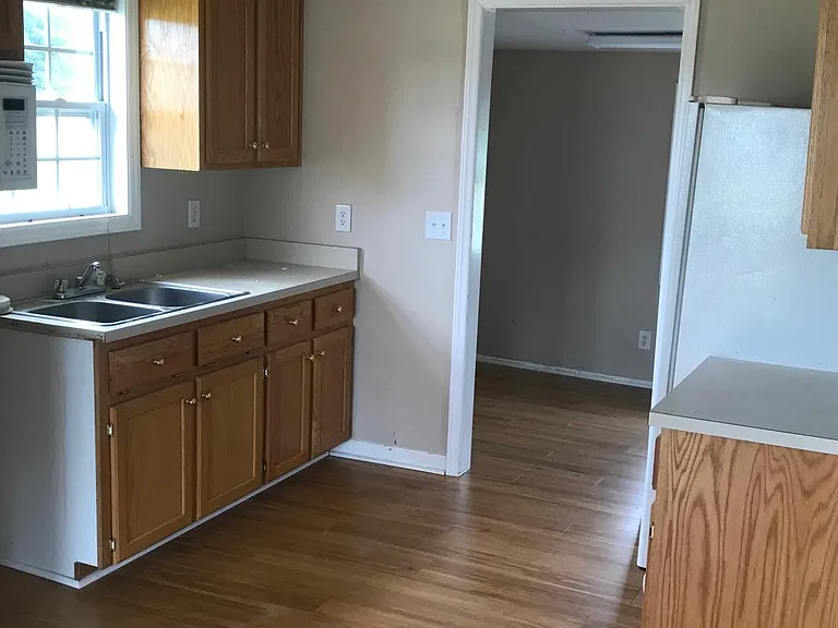 1209 Piney Grove Wilbon Rd — Photo 4
