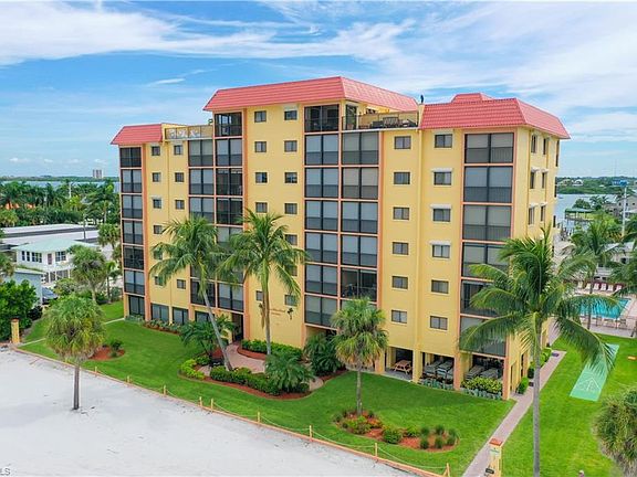 2nd image of 600 Estero Blvd #701
