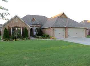 3802 SW Flatrock Ave, Bentonville, AR 72713