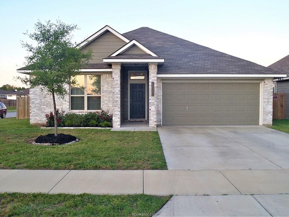 1st image of 15301 Carriker Ct