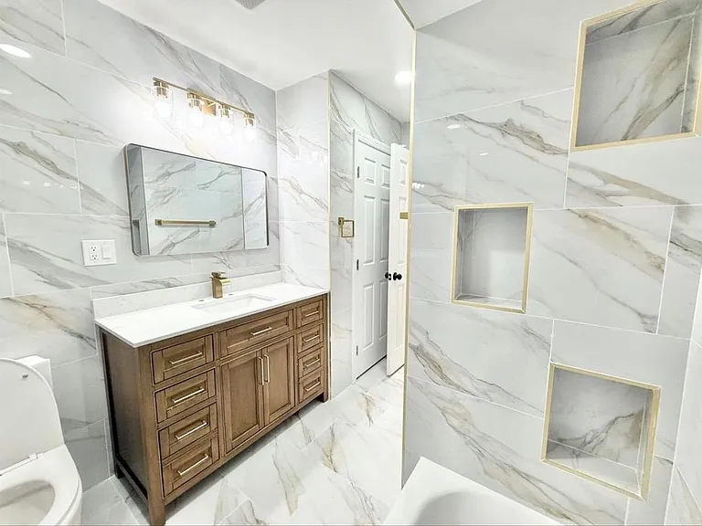 588 Avenue A #3 — Photo 18