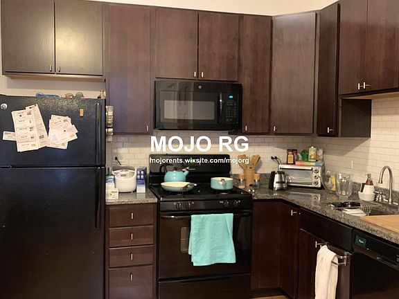 5th image of 4504 N Paulina St APT 102