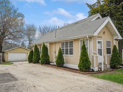 1009 Hull Ave, Des Moines, IA, 50316