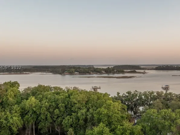 14 River Club Dr, Hilton Head Island, SC 29926