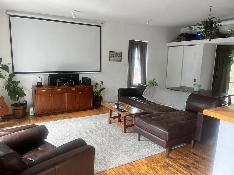 1840 S Halsted St #2R — Photo 1