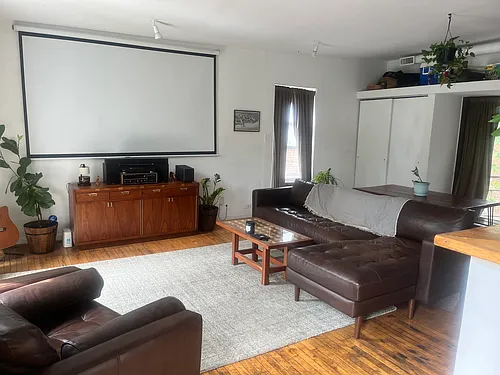 1840 S Halsted St #2R Photo 1