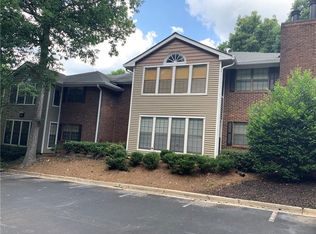 115 Barrington Hills Dr, Sandy Springs, GA