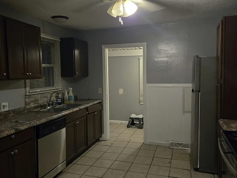 3602 Rose Dr #1 — Photo 4
