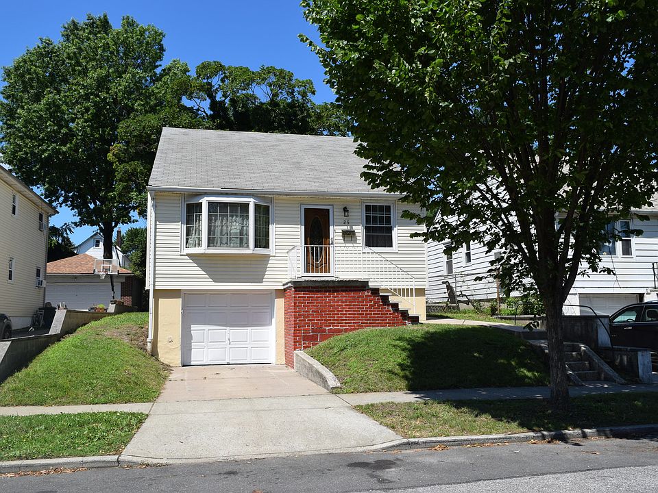 1st image of 25 Elizabeth Ave