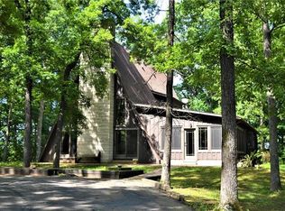 366 Echo Valley Rd, Union, MO 63084