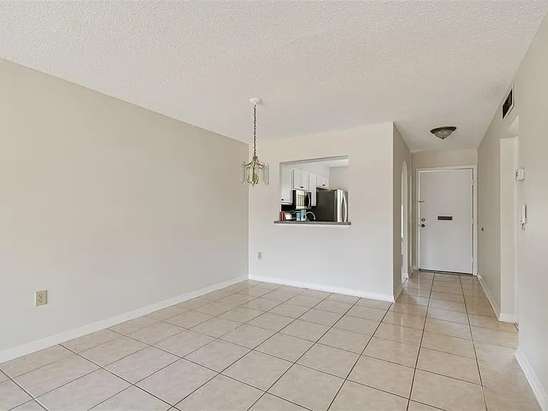 1285 Mission Hills Blvd #36-B — Photo 14