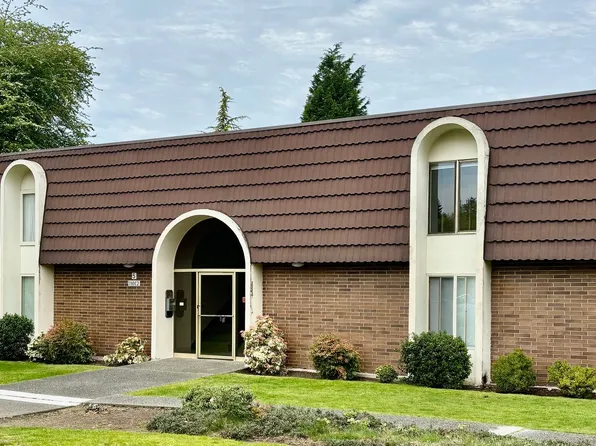 11012 NE 68th St, Kirkland, WA