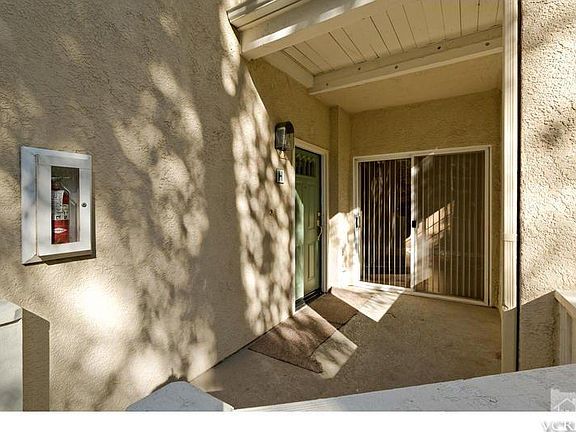 2nd image of 5480 Spanish Oak Ln Unit H