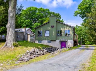 1187 Burden Lake Rd, Averill Park, NY 12018
