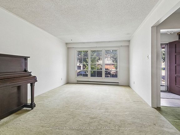 4th image of 63 Cobblestone Dr