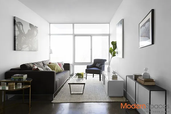 Sold by Modern Spaces | media 2