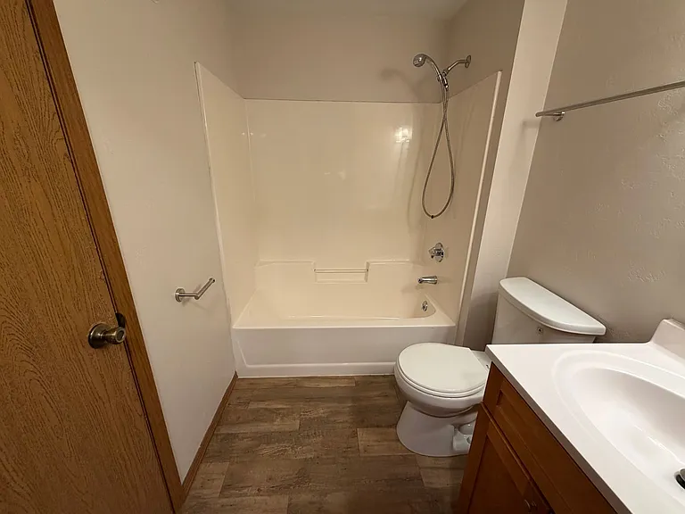 2677 Humboldt Rd — Photo 31