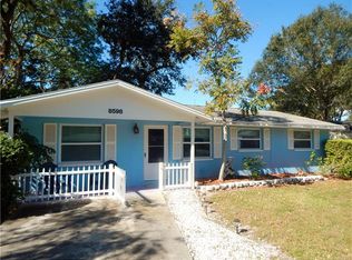 8598 Mockingbird Ln, Seminole, FL 33777
