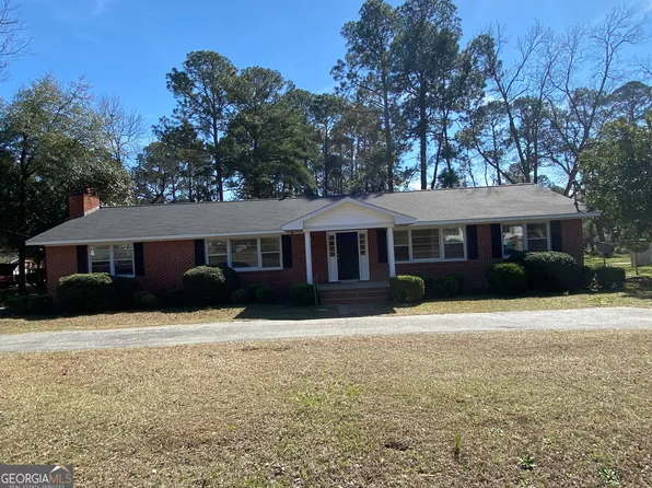 374 E Monroe Ave, Ashburn, GA 31714