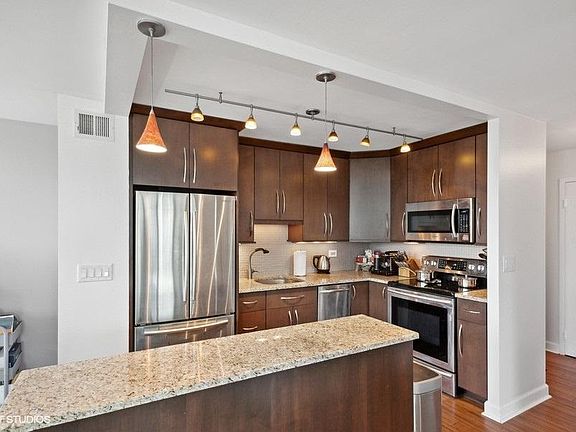 2nd image of 88 W Schiller St APT 808