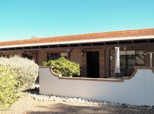 329 S Paseo Pena, Green Valley, AZ 85614