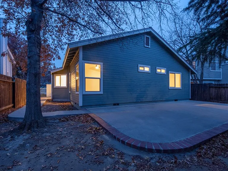 7562 Wheeldale Cir — Photo 31