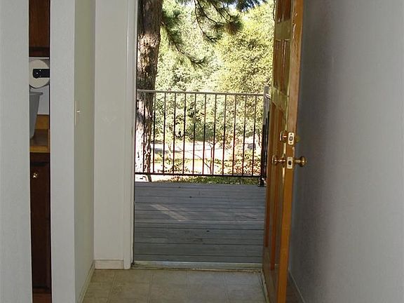 3rd image of 63 Arroyo Vista Way