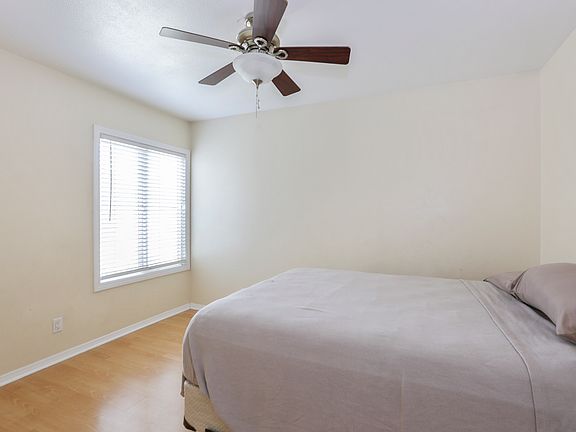 4th image of 408 Red Cloud Dr
