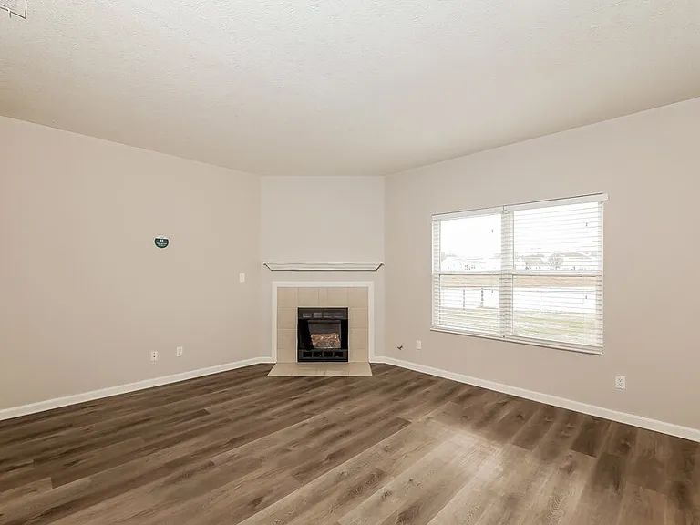 5742 Twin River Ln — Photo 12