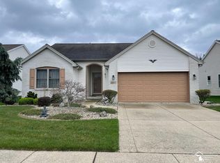 2163 Delaware Ln, Temperance, MI 48182