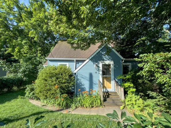 4 Chapel St, Prince Edward County, ON K0K 2T0