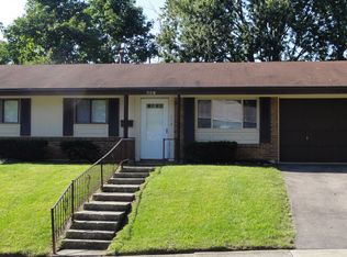 114 W Routzong Dr, Fairborn, OH 45324