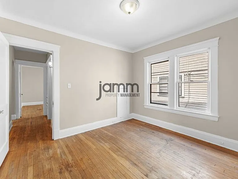 1695 Glenmont Loft — Photo 39