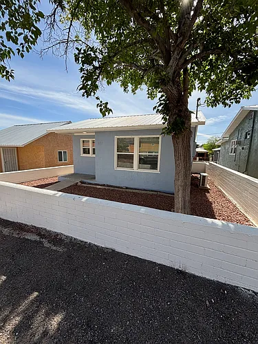 Kellner Corner Apartments Photo 1