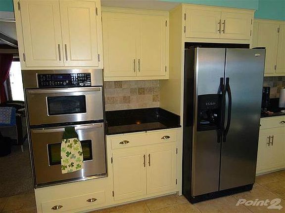 3rd image of 1501 Oriole Dr