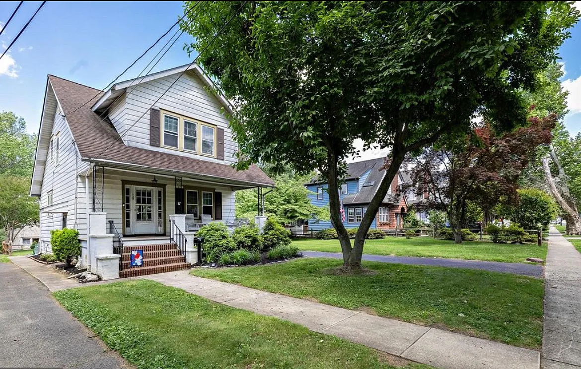 3 bed, 1442 sqft, $2,750 — Photo 3